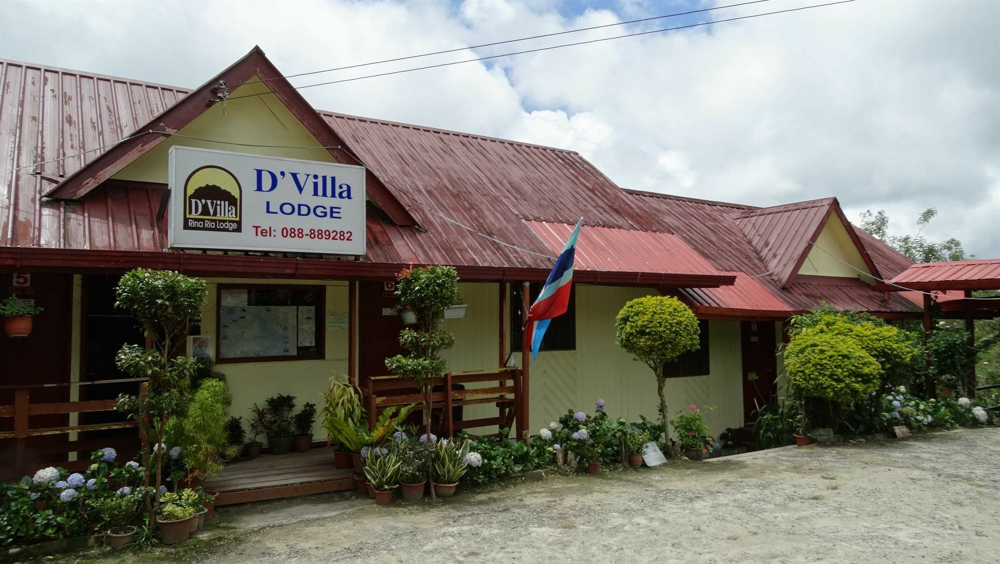 D'Villa Rina Ria Lodge, Kinabalu Park, Kundasang Bundu Tuhan Eksteriør bilde